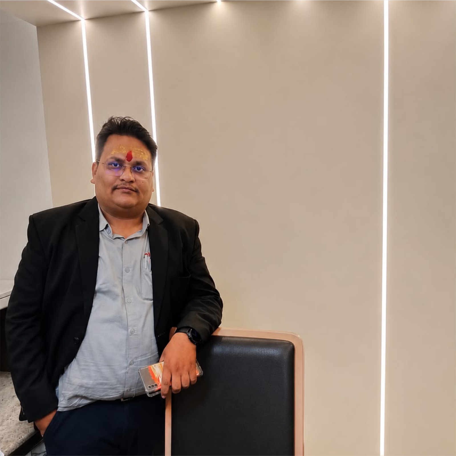 About omkar dubey Managing managing director Sampoorna enterprises